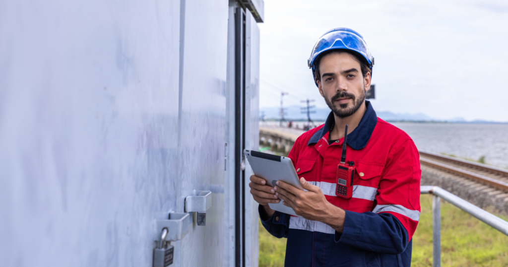 Field Technicians Need to Update Job Status in Real Time